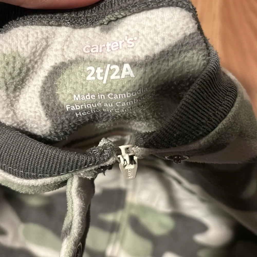 Carters 2T footie sleeper pajamas